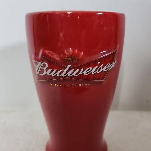 Budweiser King Of Beers Anheuser Busch Red Gold Relief Beer Mug Cup 18 Oz - Picture 2 of 9